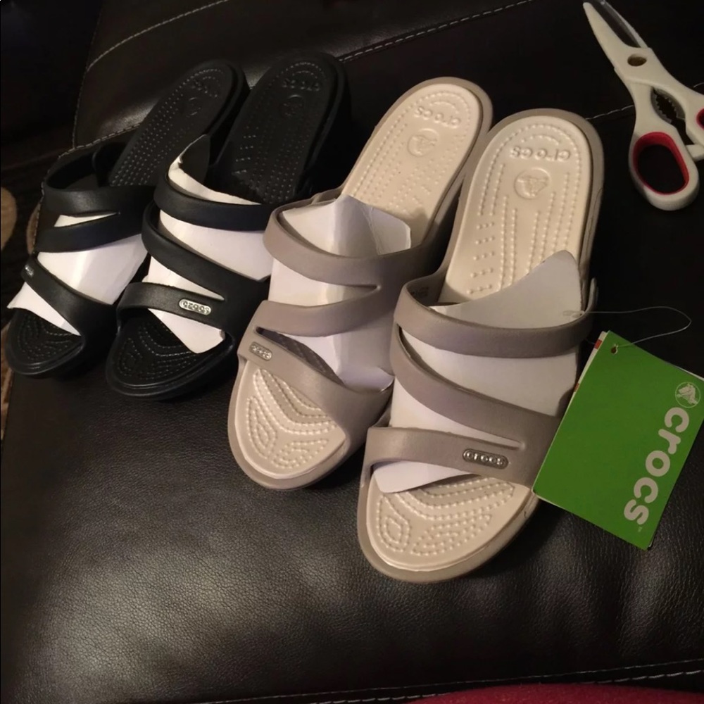 croc sandals